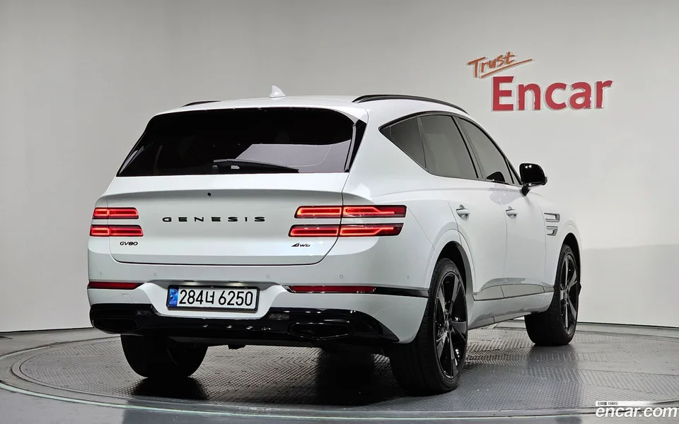 Genesis GV80 3.5T AWD 2023 — миниатюра 2