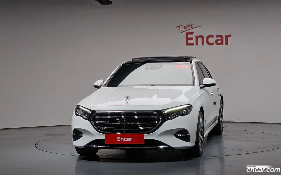 Mercedes-Benz E-Class E220d 4MATIC 2024 — миниатюра 3