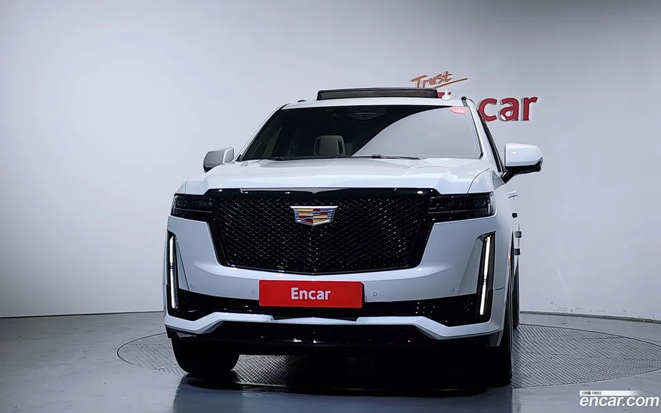 Cadillac Escalade 6.2 2022 — миниатюра 3
