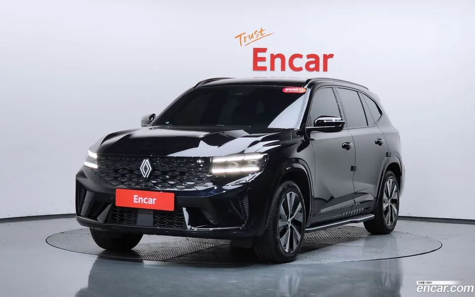 Renault Samsung Grand Koleos 1.5 E-TECH 2WD 2025 — фото 1, купить с доставкой в Москву