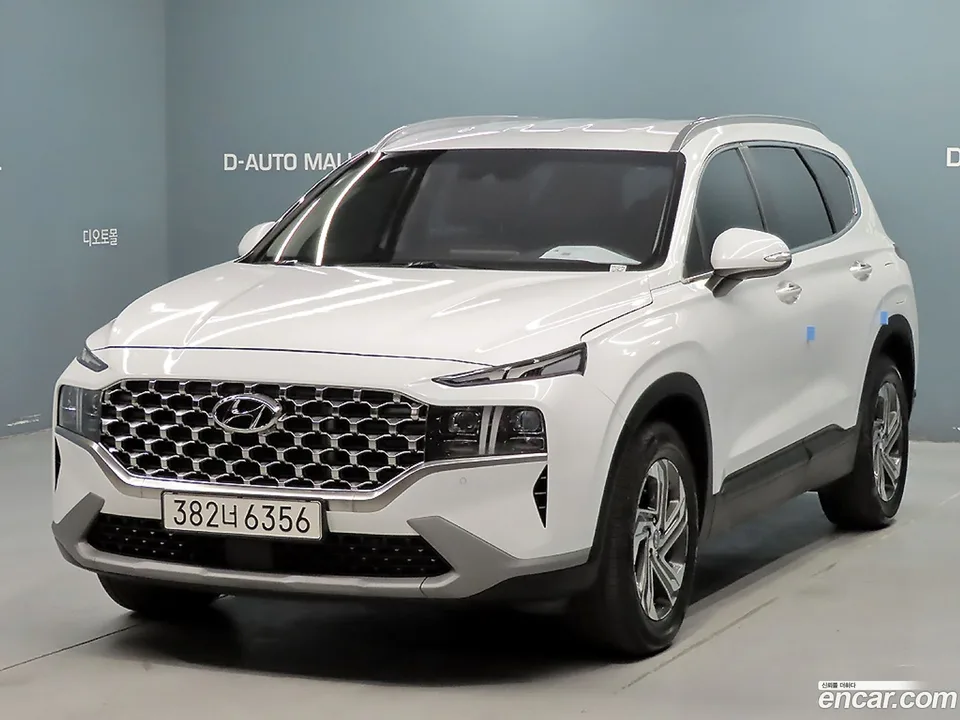 Hyundai SantaFe 2.2 2WD 2022 — фото 1, купить с доставкой в Москву