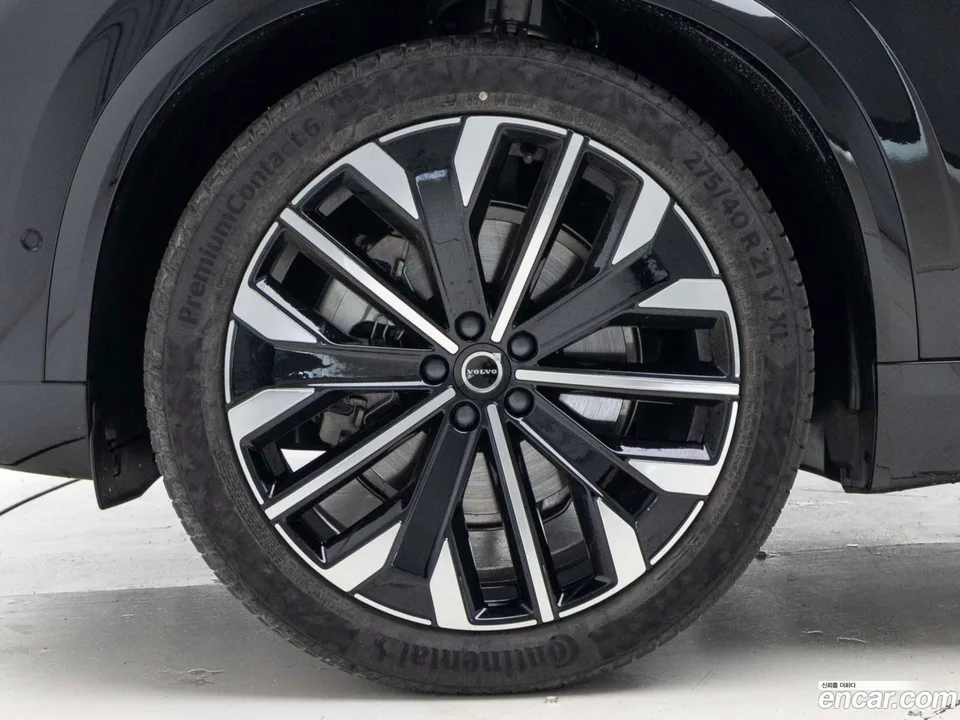 Volvo XC90 B6 2026 — миниатюра 5