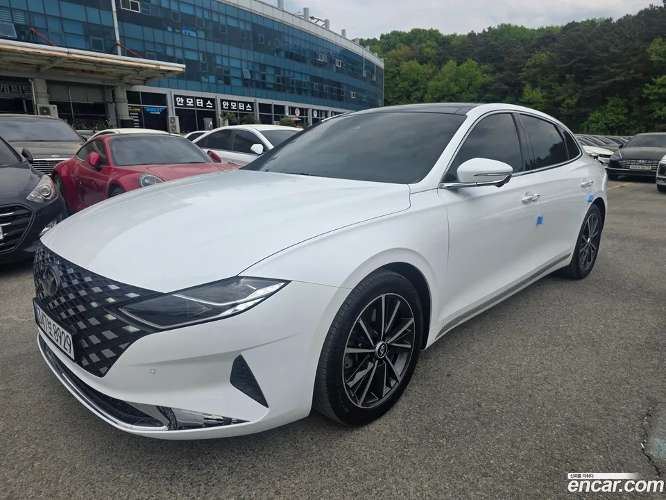 Hyundai Grandeur IG 2.5 2022 — фото 1, купить с доставкой в Москву