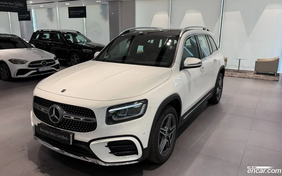 Mercedes-Benz GLB-Class GLB250 4MATIC 2025 — фото 1, купить с доставкой в Москву