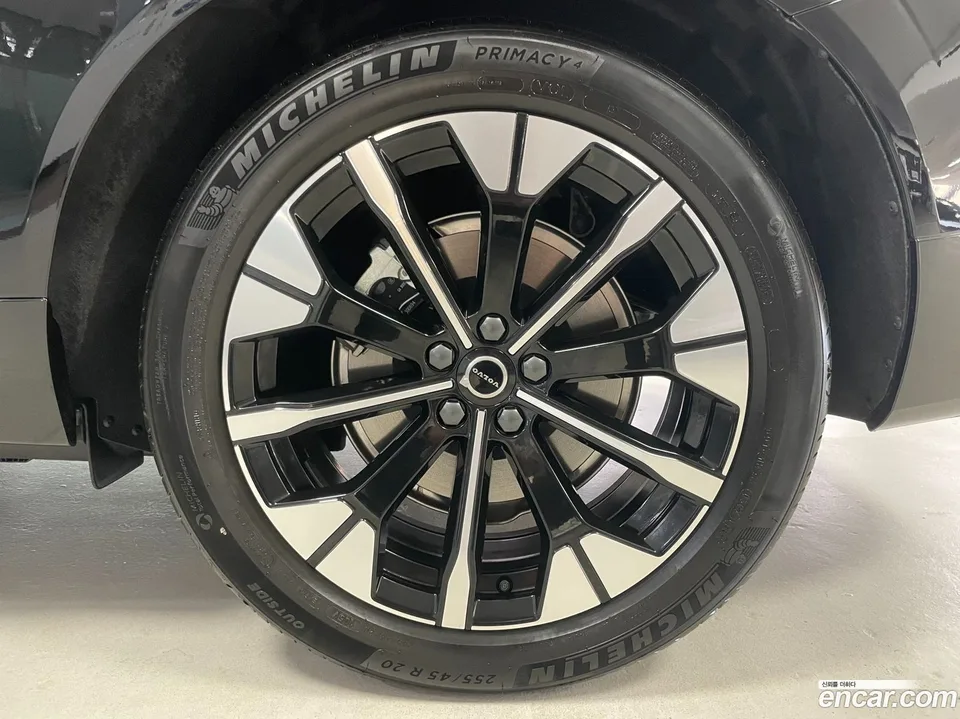 Volvo XC60 B5 2026 — миниатюра 2