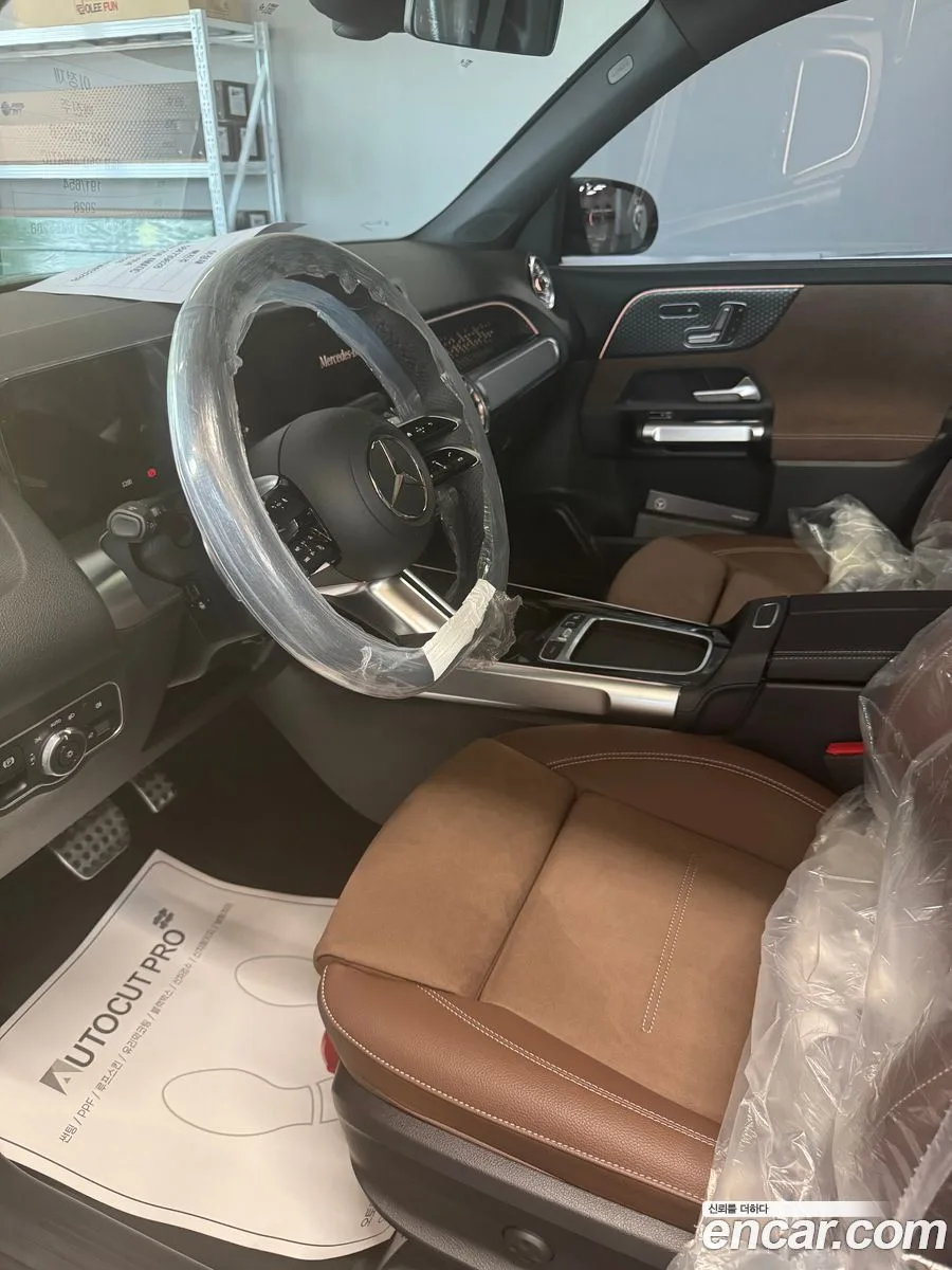 Mercedes-Benz GLB-Class GLB250 4MATIC 2026 — миниатюра 2