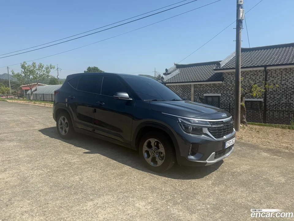 Kia Seltos 1.6 2WD 2024 — thumbnail 4