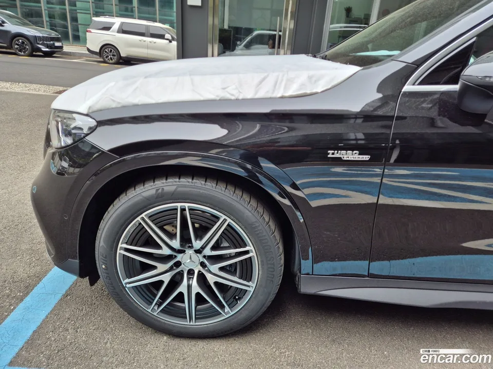 Mercedes-Benz GLC-Class AMG GLC43 4MATIC 2026 — миниатюра 2