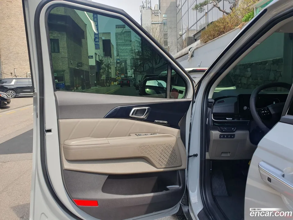 Kia Carnival HEV 9 X Line 2026 — миниатюра 3