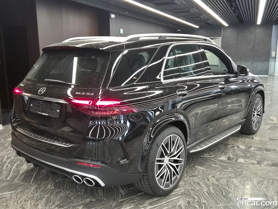 Mercedes-Benz GLE-Class AMG GLE53 4MATIC+ 2026 — миниатюра 5