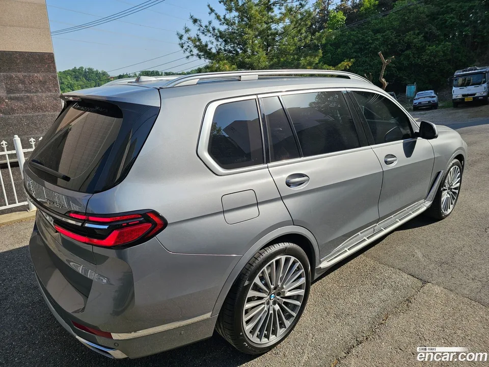BMW X7 xDrive 40i 6 2025 — миниатюра 2