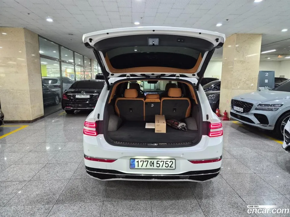 Genesis GV80 2.5T 2WD 2024 — миниатюра 2