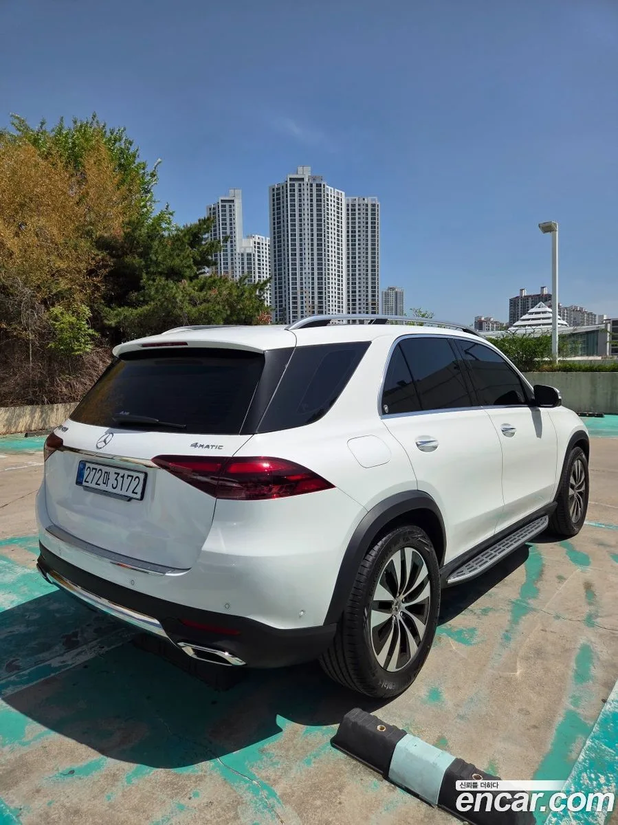 Mercedes-Benz GLE-Class GLE450 4MATIC 2026 — thumbnail 3