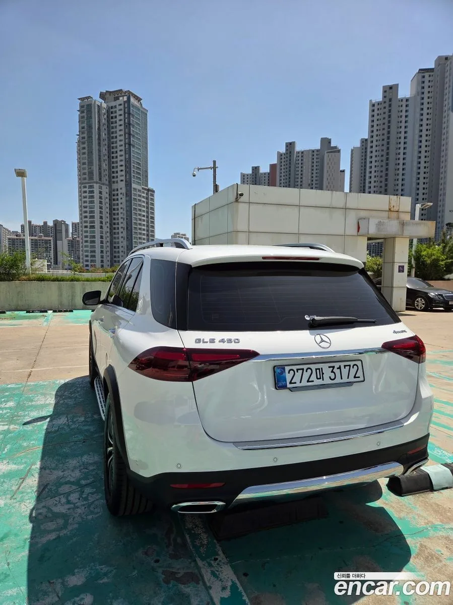 Mercedes-Benz GLE-Class GLE450 4MATIC 2026 — thumbnail 4