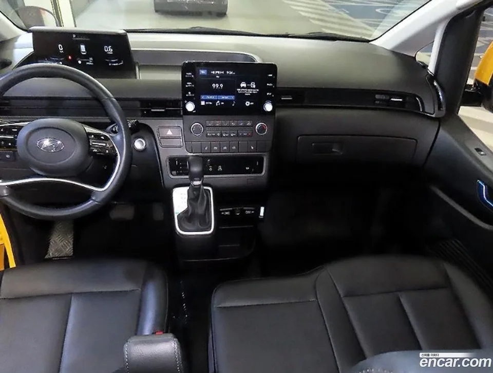 Hyundai Staria L3.5 2022 — миниатюра 2