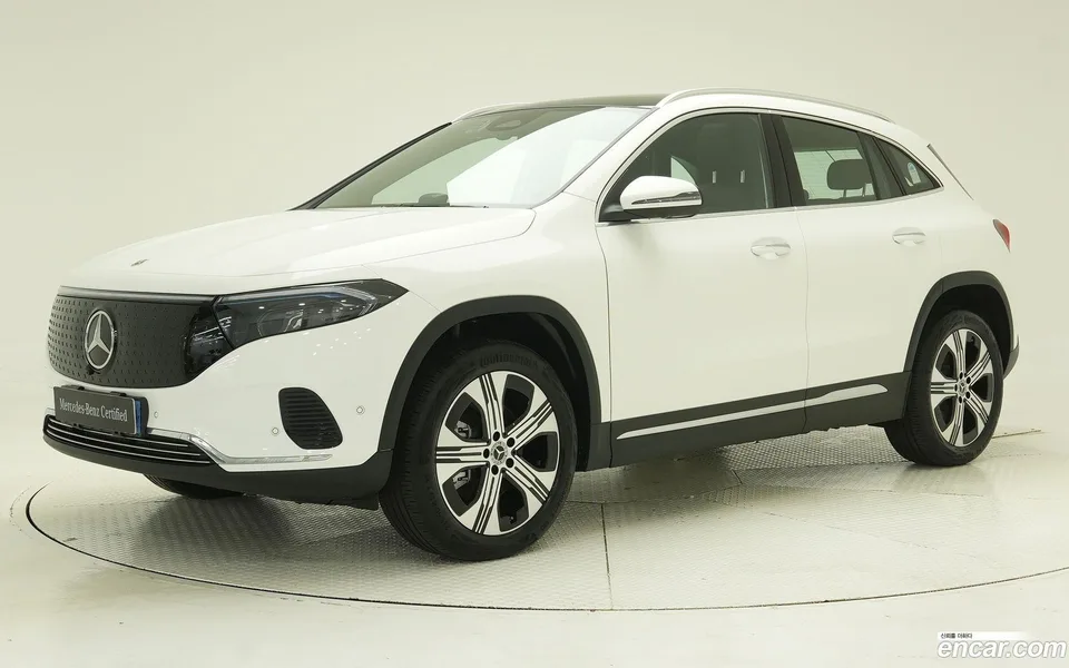 Mercedes-Benz EQA EQA250 2025 — фото 1, купить с доставкой в Москву
