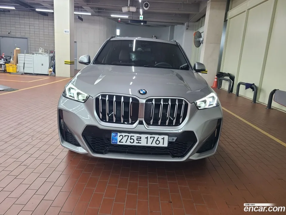BMW X1 xDrive 20i M 2025 — миниатюра 3