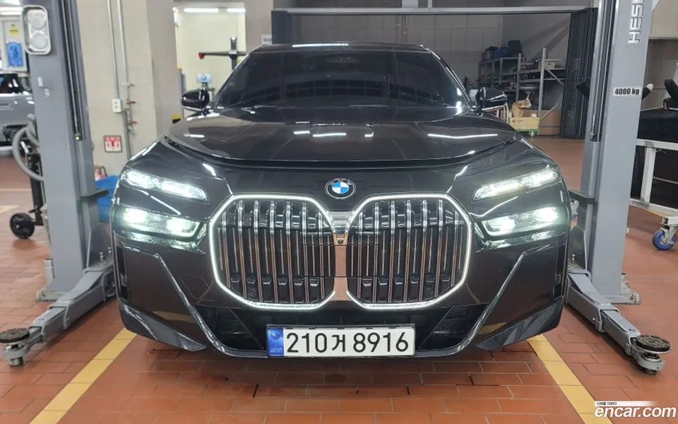 BMW 7 Series 2023