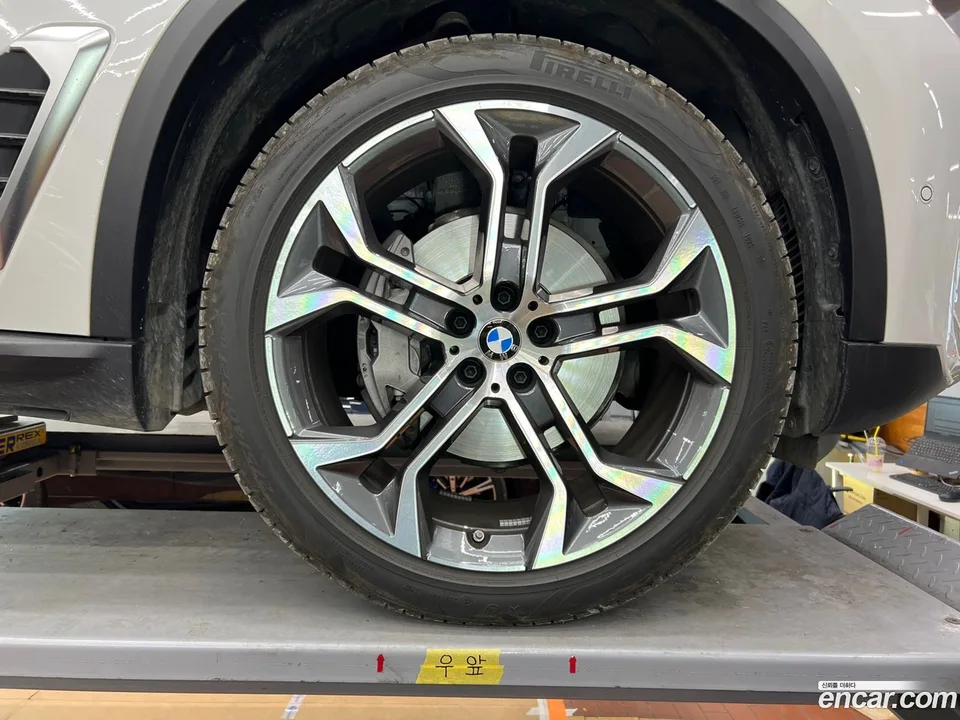 BMW X5 xDrive 40i xLine 2025 — миниатюра 3