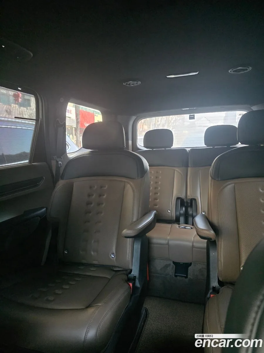 Kia EV9 2WD 2023 — миниатюра 3