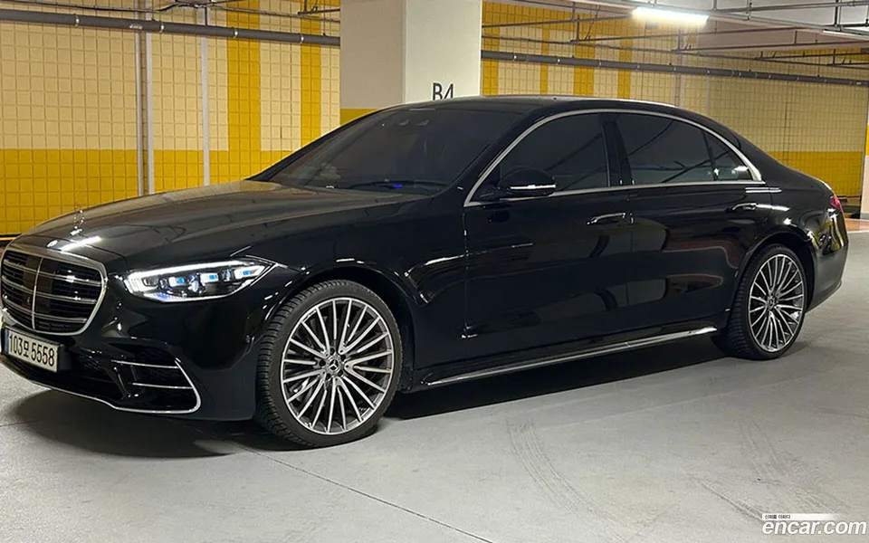 Mercedes-Benz S-Class S500L 4MATIC 2023 — photo 1, buy with delivery to Moscow