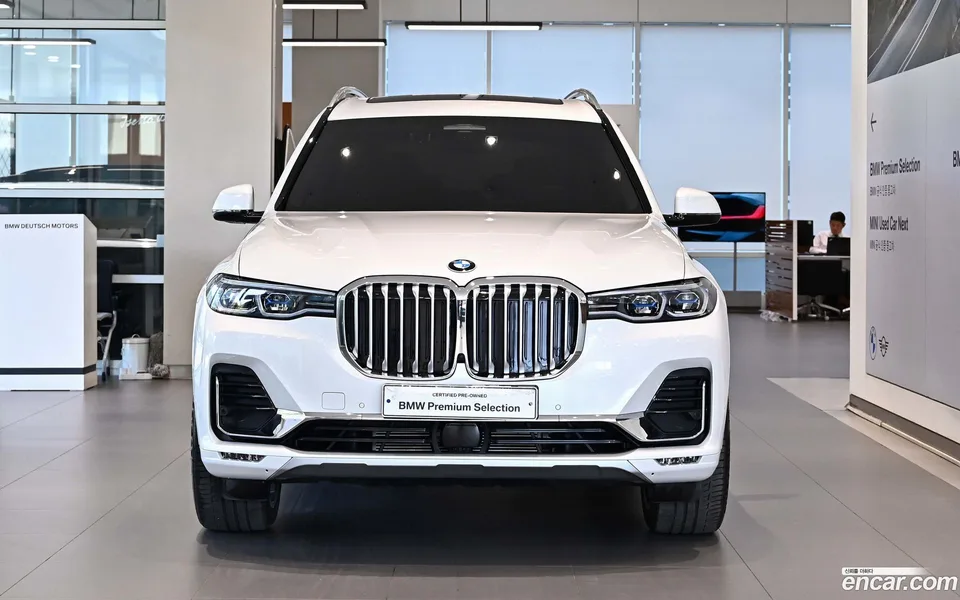 BMW X7 xDrive 40i 6 2022 — миниатюра 3