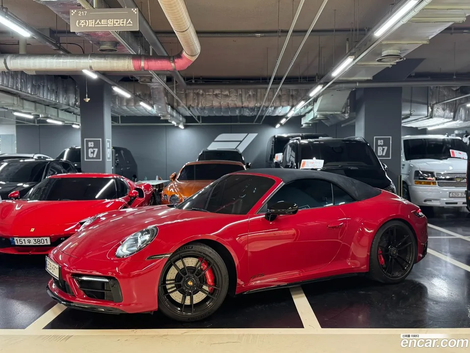 Porsche 911 (992) 4 GTS 2023 — фото 1, купить с доставкой в Москву