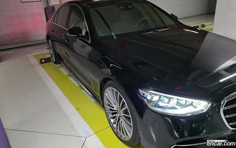 Mercedes-Benz S-Class S500L 4MATIC 2025 — thumbnail 3