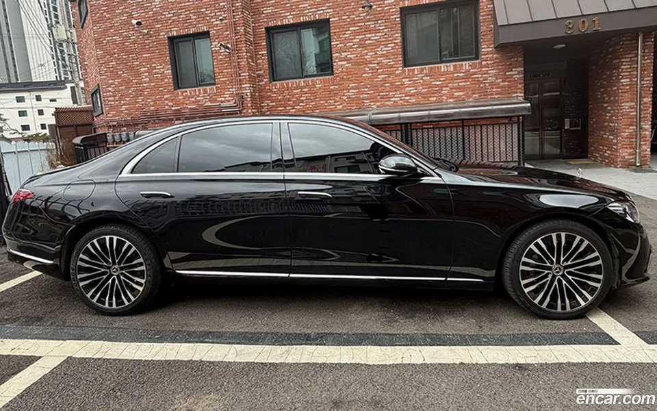 Mercedes-Benz S-Class S450L 4MATIC 2022 — thumbnail 3