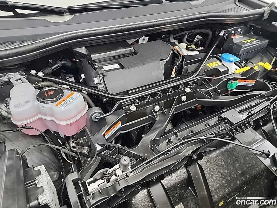 Audi Q4 e-tron 40 2023 — миниатюра 2