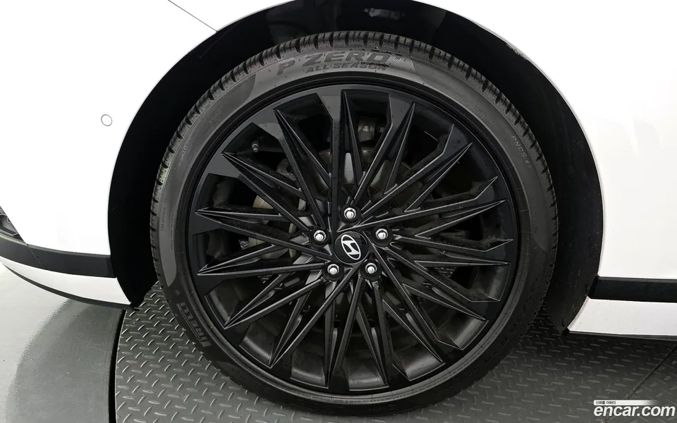 Hyundai Grandeur 2.5 2WD 2022 — миниатюра 2