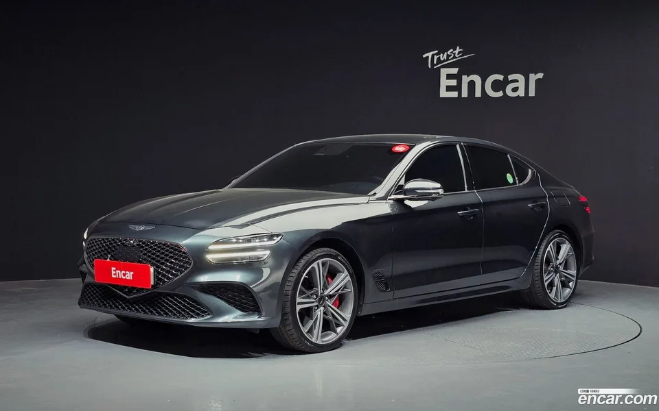 Genesis G70 2.5T 4WD 2023 — фото 1, купить с доставкой в Москву