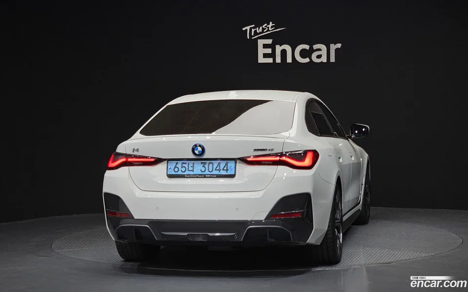 BMW i4 eDrive40 M 2023 — миниатюра 4