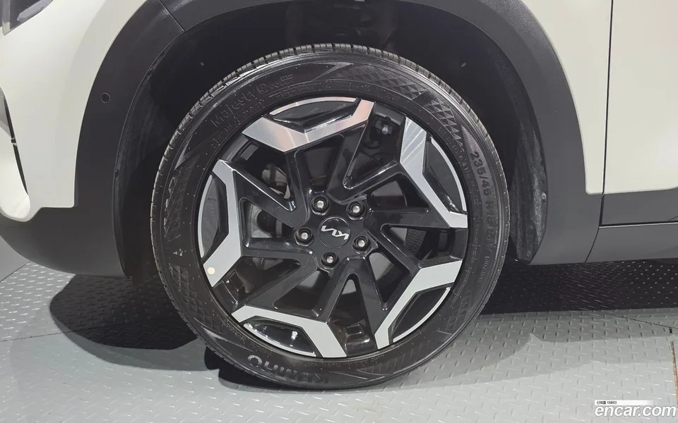 Kia Seltos 1.6 2WD 2024 — миниатюра 5