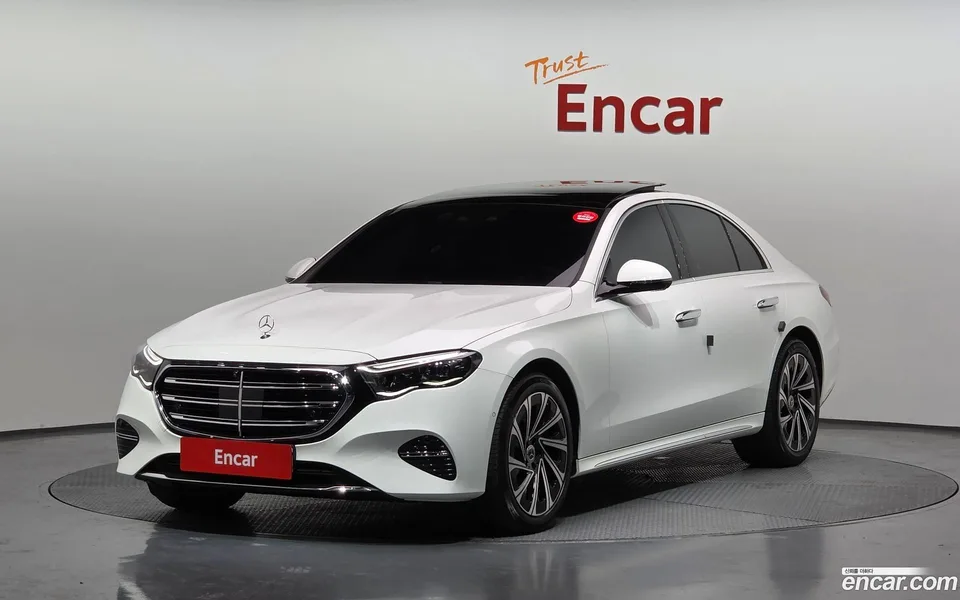 Mercedes-Benz E-Class E300 4MATIC 2024 — фото 1, купить с доставкой в Москву
