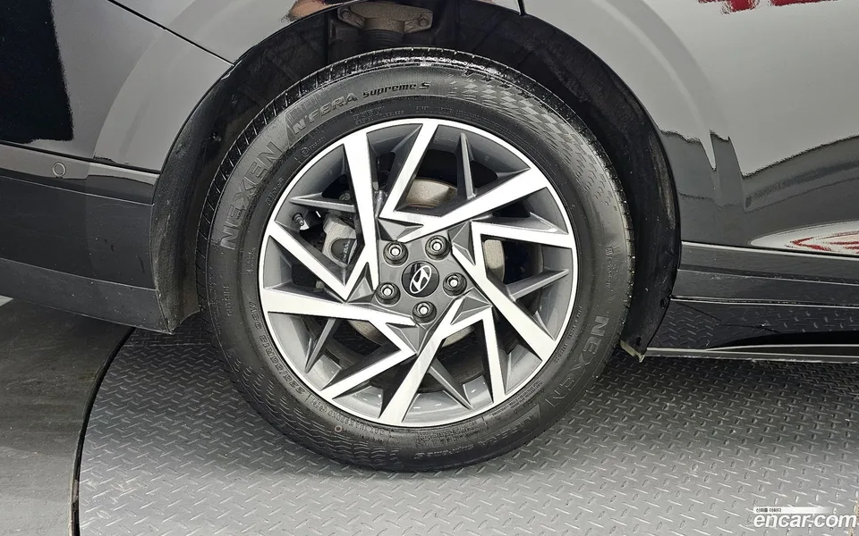 Hyundai Grandeur 2.5 2WD 2024 — миниатюра 5