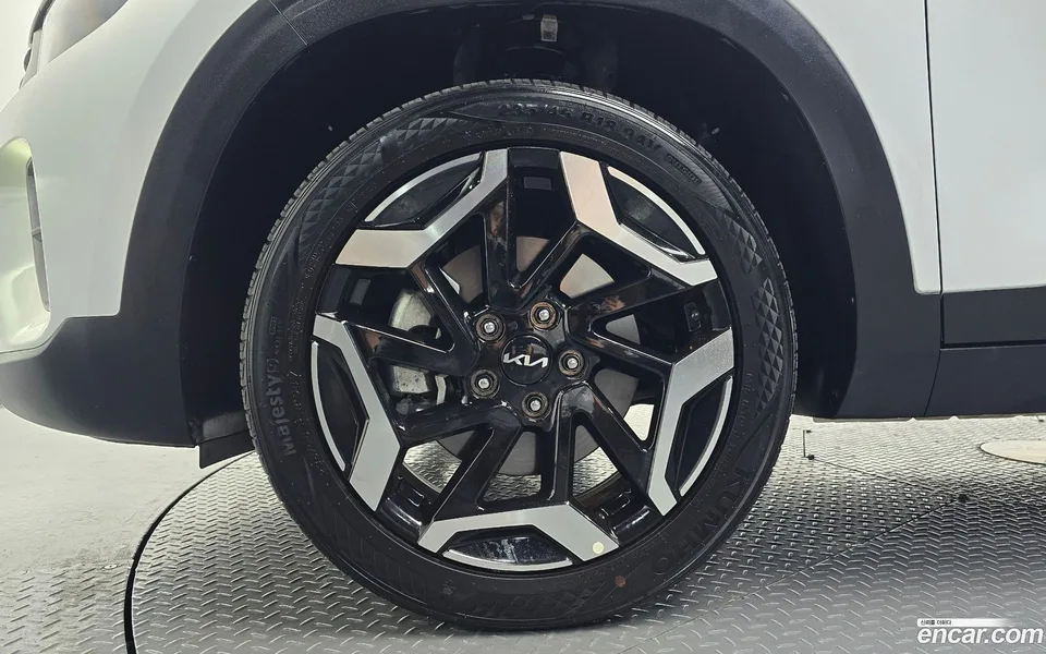 Kia Seltos 1.6 2WD 2024 — миниатюра 5