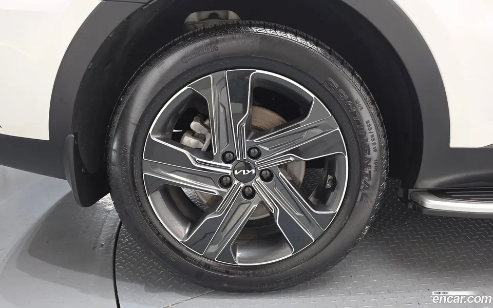Kia Sorento HEV 1.6 2WD 2023 — миниатюра 2