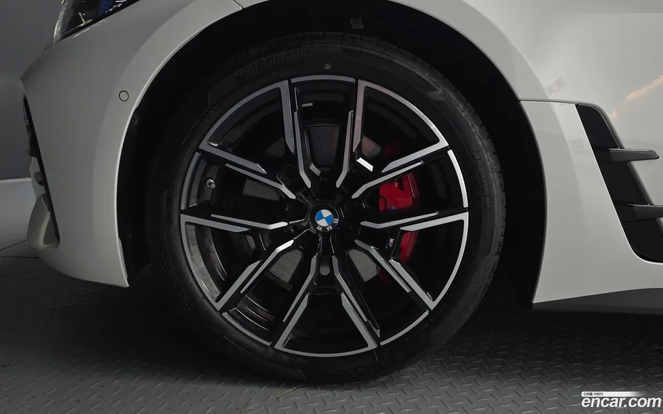 BMW 4 Series 420i M 2025 — миниатюра 5