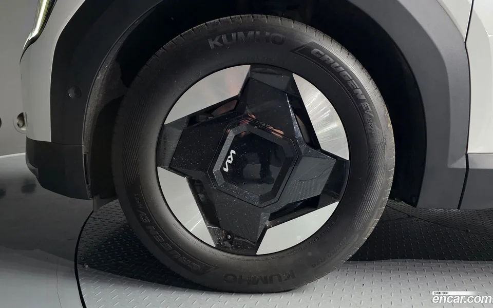 Kia EV9 4WD 2023 — миниатюра 5