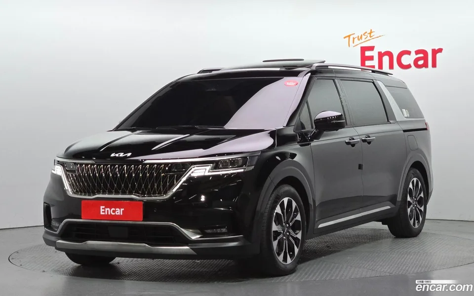 Kia Carnival 9 2023 — фото 1, купить с доставкой в Москву