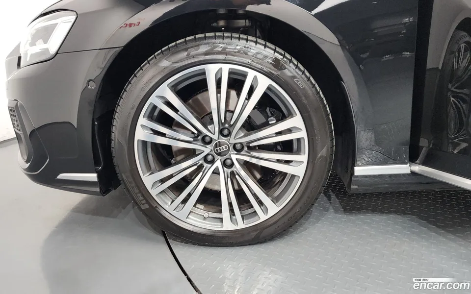 Audi A8 55 TFSI LWB 2025 — миниатюра 2