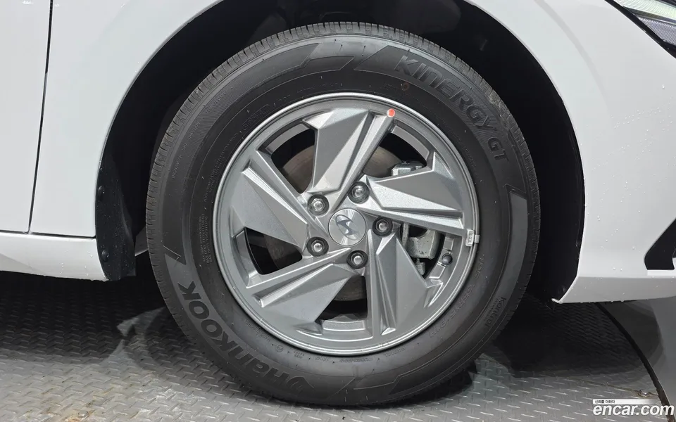 Hyundai Avante CN7 1.6 2026 — thumbnail 2