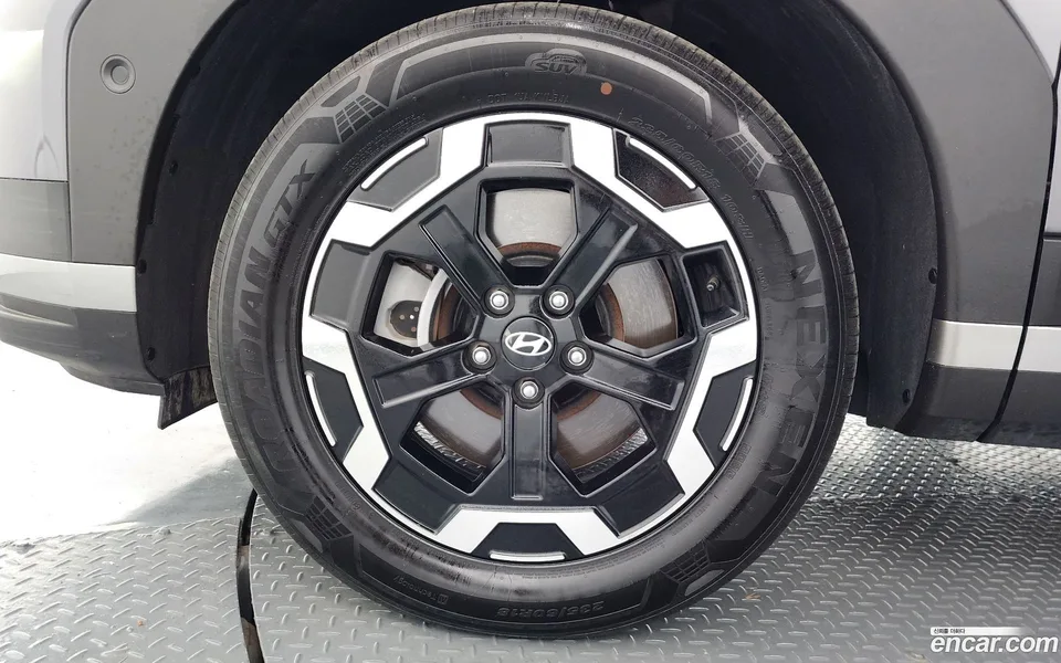 Hyundai SantaFe 2.5T 2WD 2023 — миниатюра 2