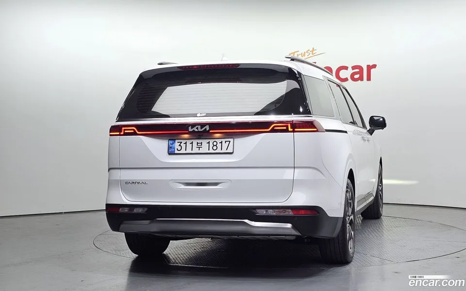 Kia Carnival 9 2023 — миниатюра 4