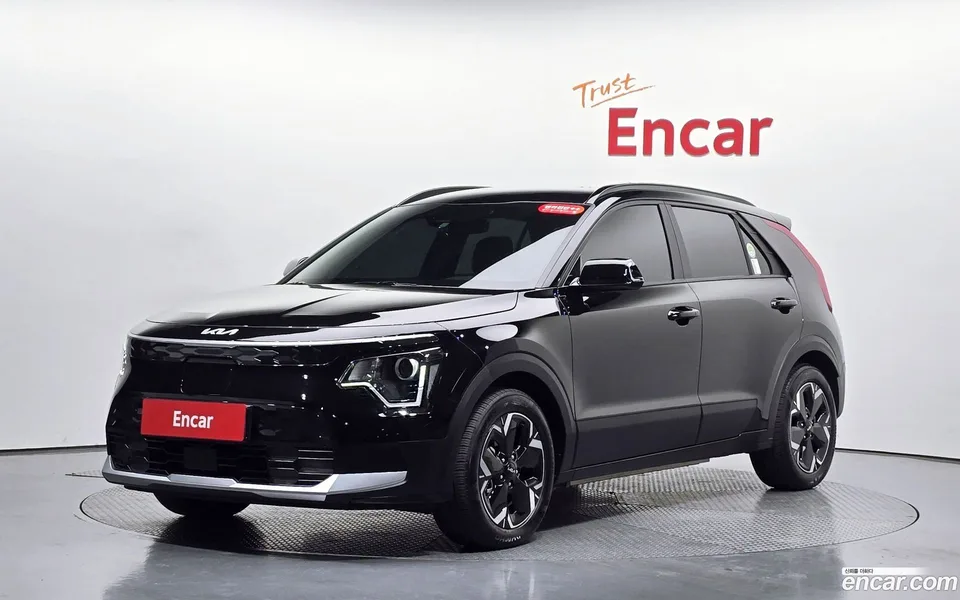 Kia Niro EV 2023 — фото 1, купить с доставкой в Москву