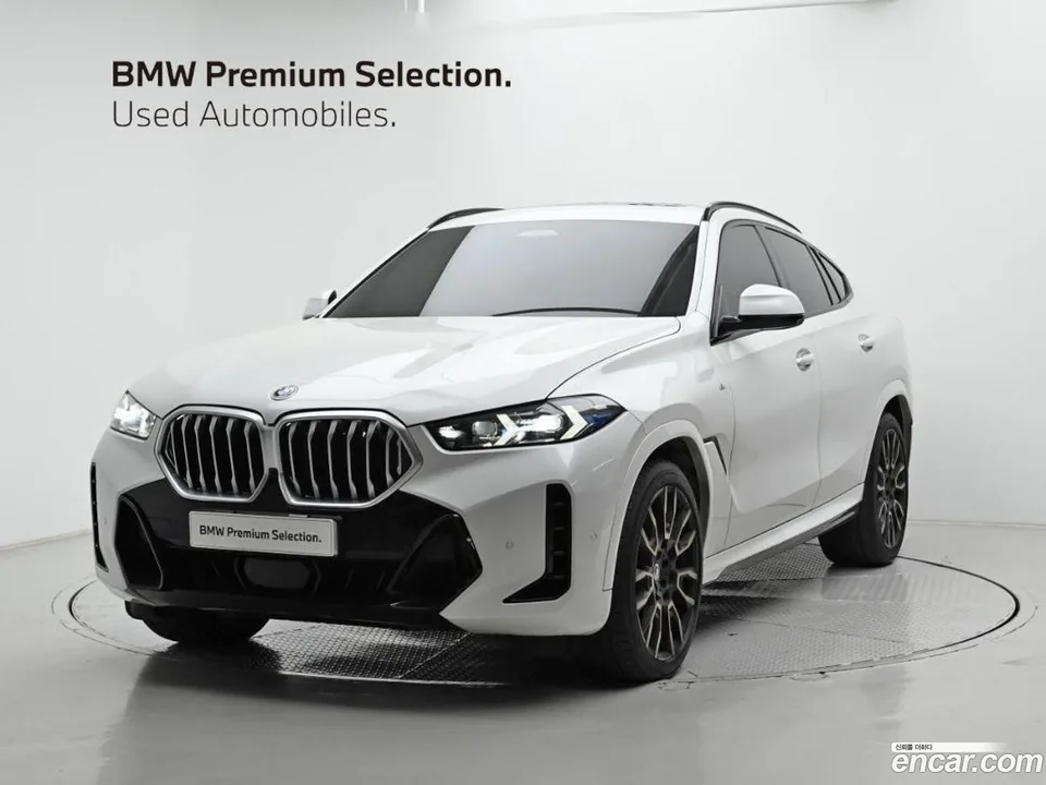 BMW X6 xDrive40i M 2024 — фото 1, купить с доставкой в Москву