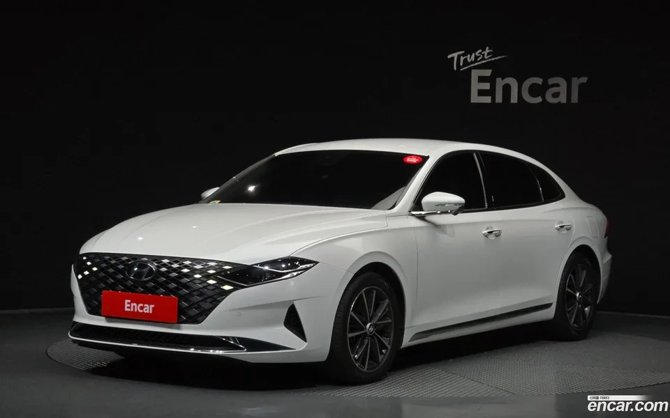 Hyundai Grandeur IG 2.5 2022 — фото 1, купить с доставкой в Москву