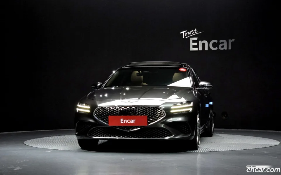 Genesis G70 2.5T 2WD 2023 — миниатюра 3