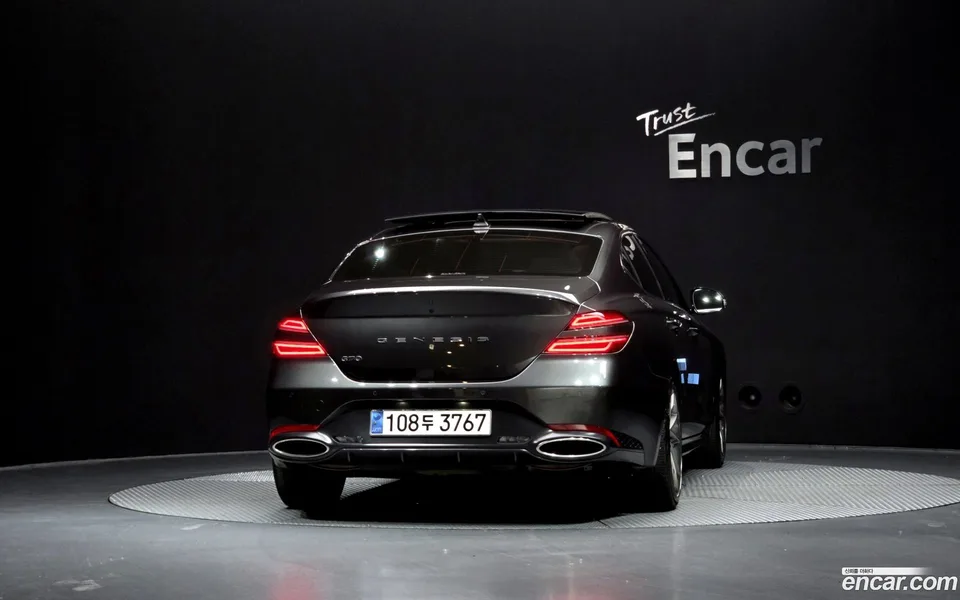 Genesis G70 2.5T 2WD 2023 — миниатюра 4